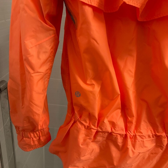 Lululemon Athletica Rain Jacket - Picture 5 of 8